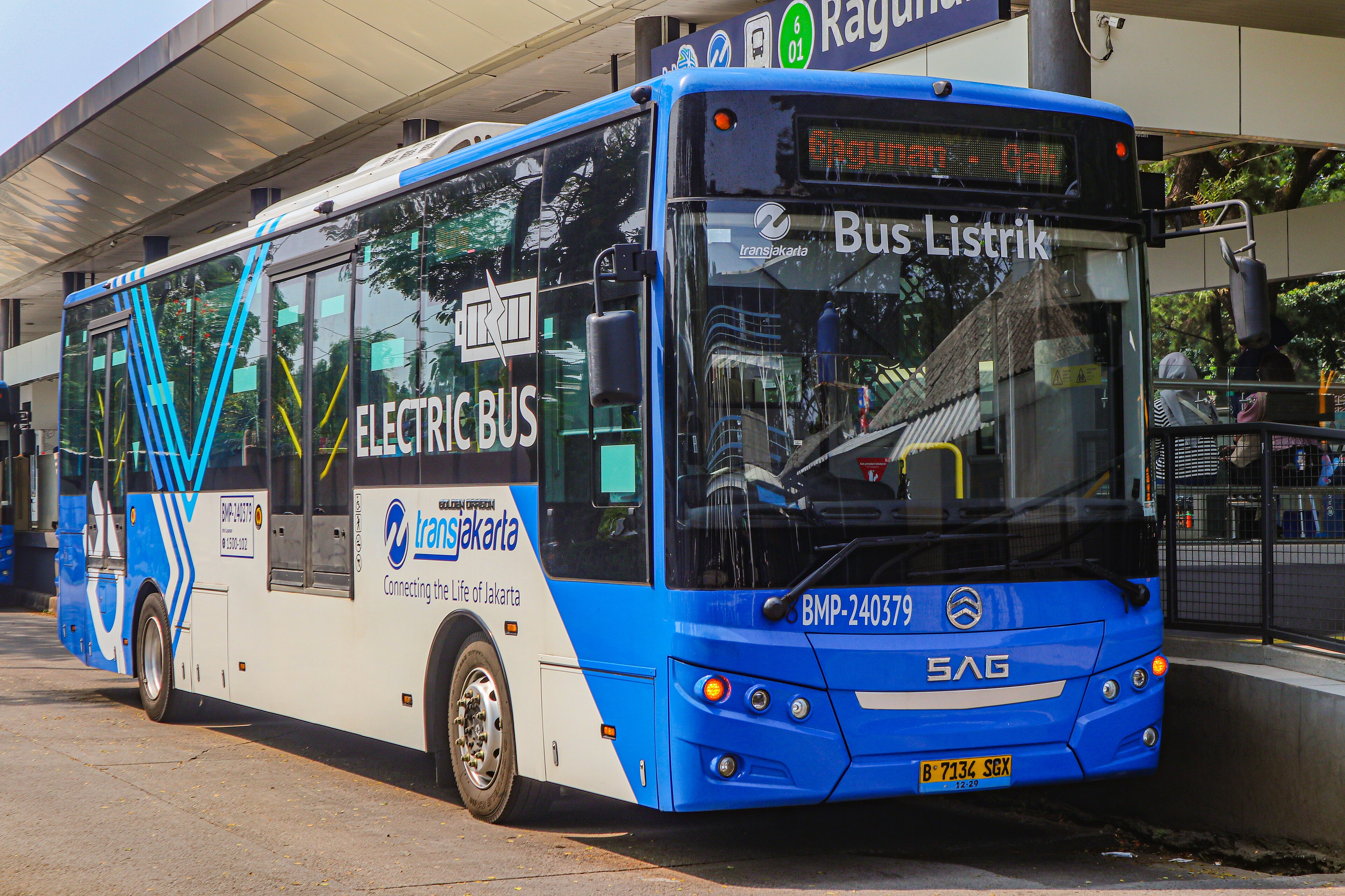 BCS automotive customer vehicle